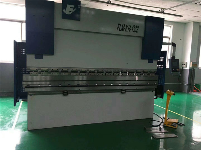 液壓數顯折彎機