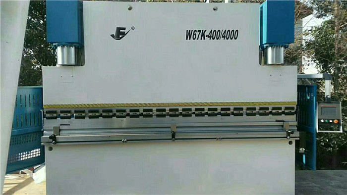 鋁邊框陽(yáng)臺(tái)門框折彎?rùn)C(jī)價(jià)格
