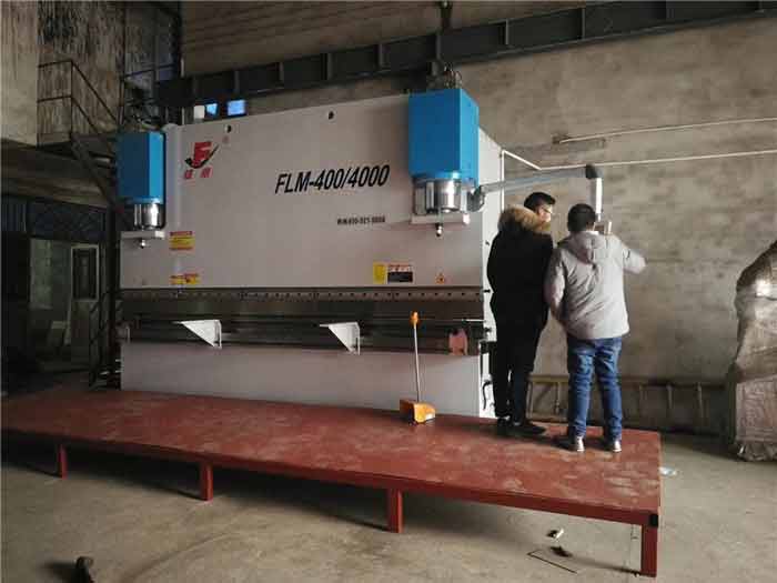 路燈桿折彎機,路燈桿數控折彎機